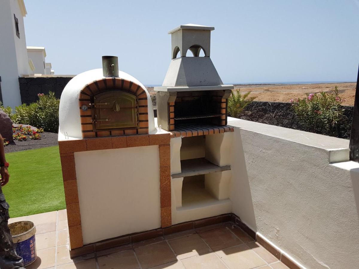 Luxury 3Bed Villa With Heated Private Pool, Full Sky And Free Wifi Playa Blanca  Dış mekan fotoğraf