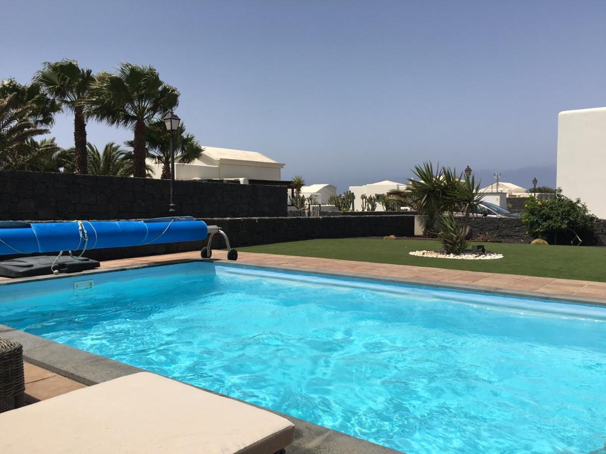 Luxury 3Bed Villa With Heated Private Pool, Full Sky And Free Wifi Playa Blanca  Dış mekan fotoğraf